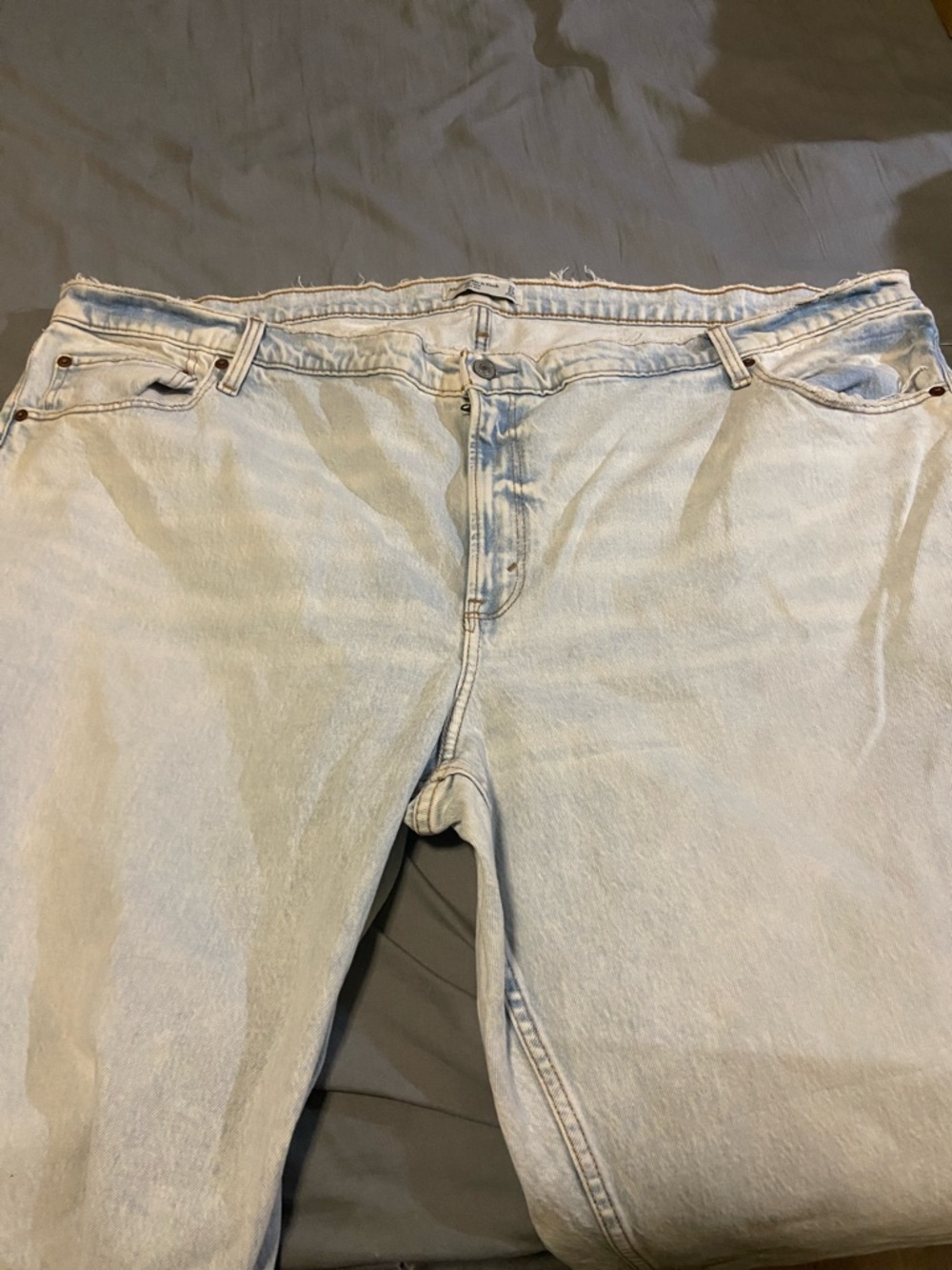 Abercrombie & Fitch Light Blue High-Rise Denim Jeans - Picture 3 of 6